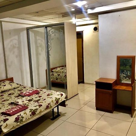 Квартира Посуточно Каменское Apartamento Exterior foto